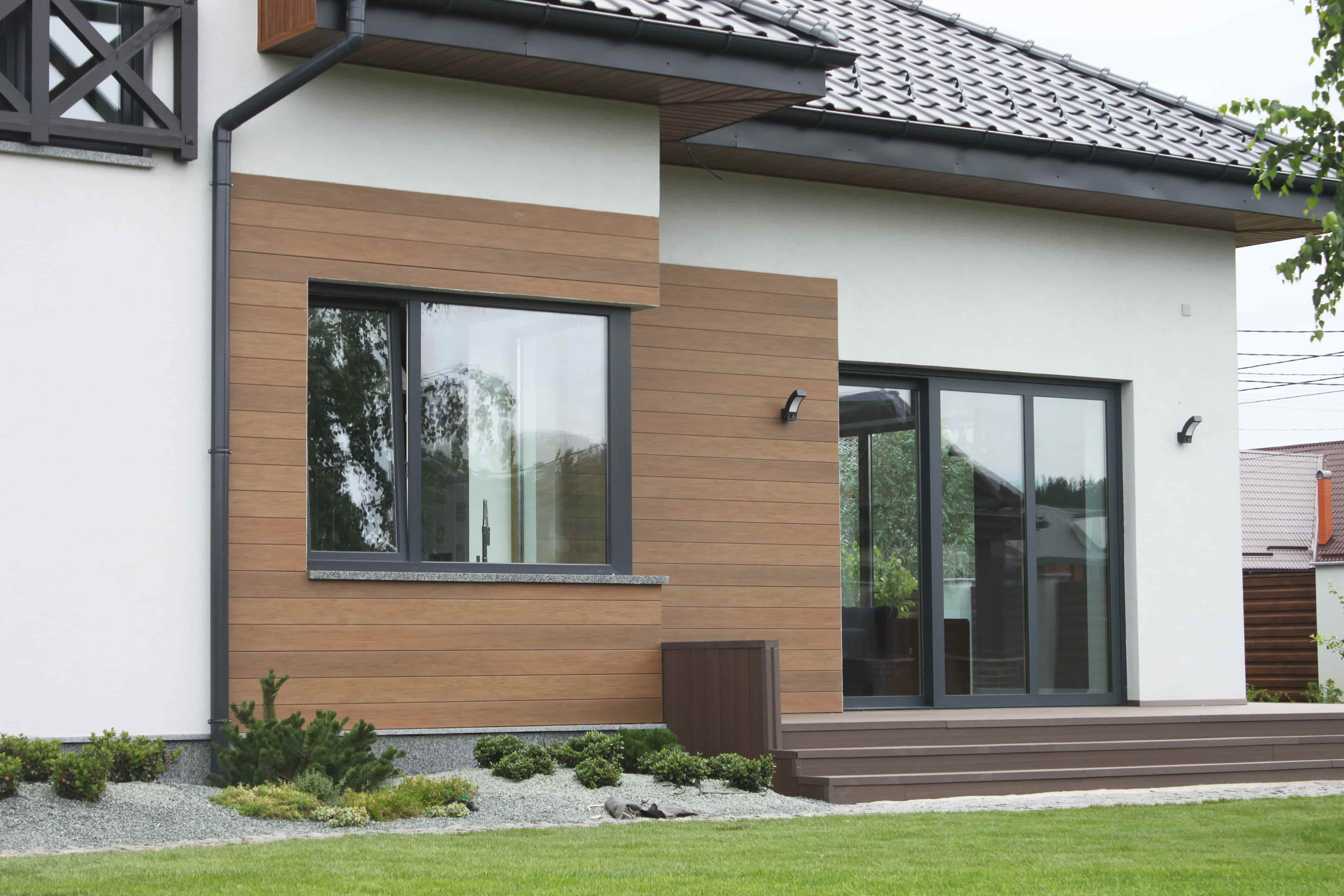 Комбинированный фасад